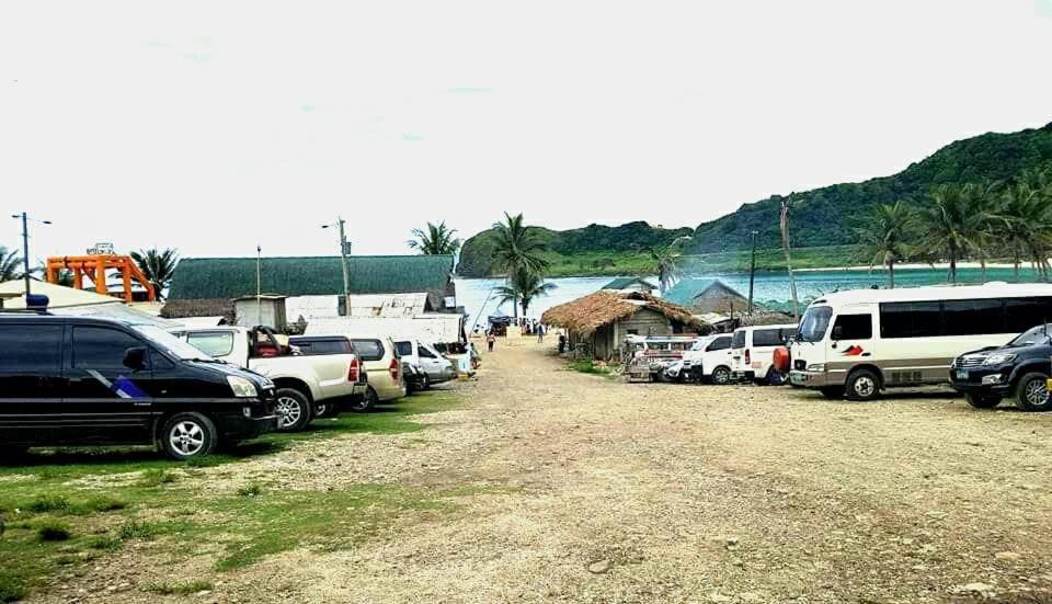 Blue Lagoon Inn And Restaurant, Pagudpud Mabubua Экстерьер фото