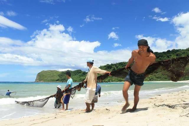 Blue Lagoon Inn And Restaurant Mabubua Экстерьер фото